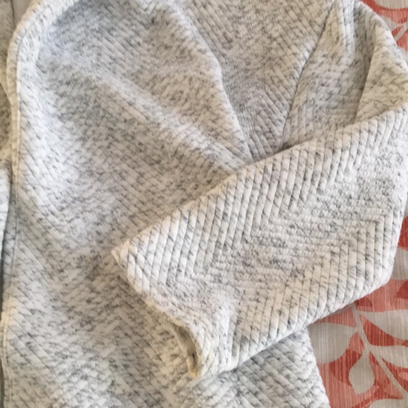 Fabletics Shacket - Picture 4 of 6